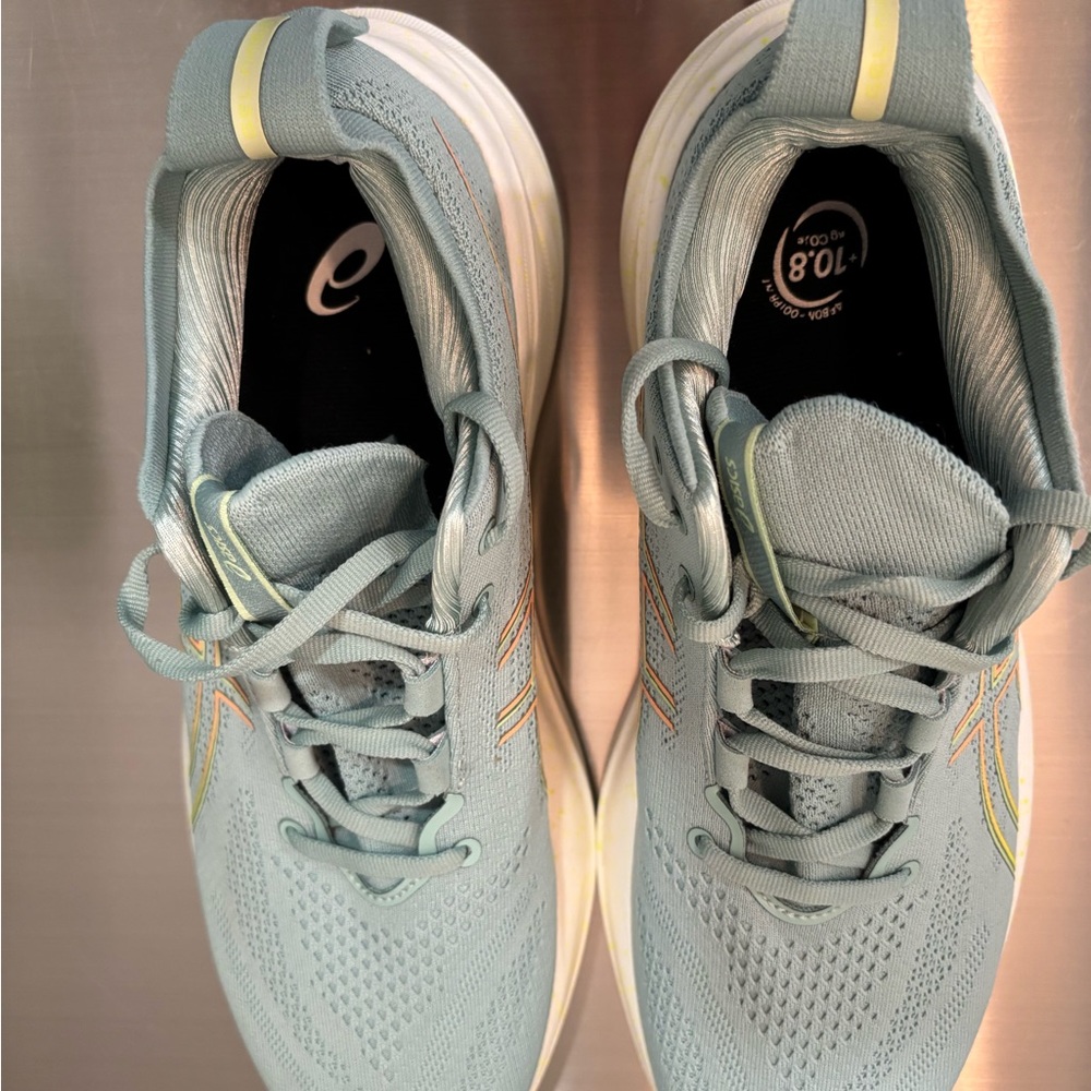 Asics Gel Nimbus Sz 10 light green GREAT condition - Picture 8 of 11